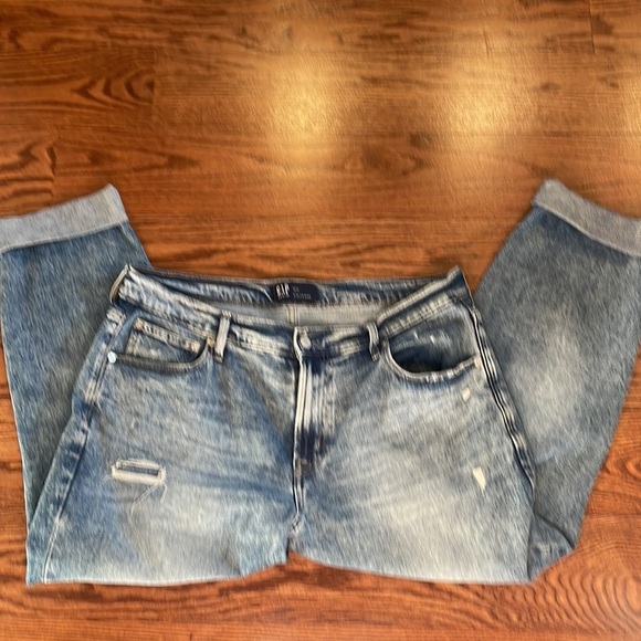 GAP women’s girlfriend distressed roll ankle denim jeans stretch / size 31 / 12 - Picture 10 of 13